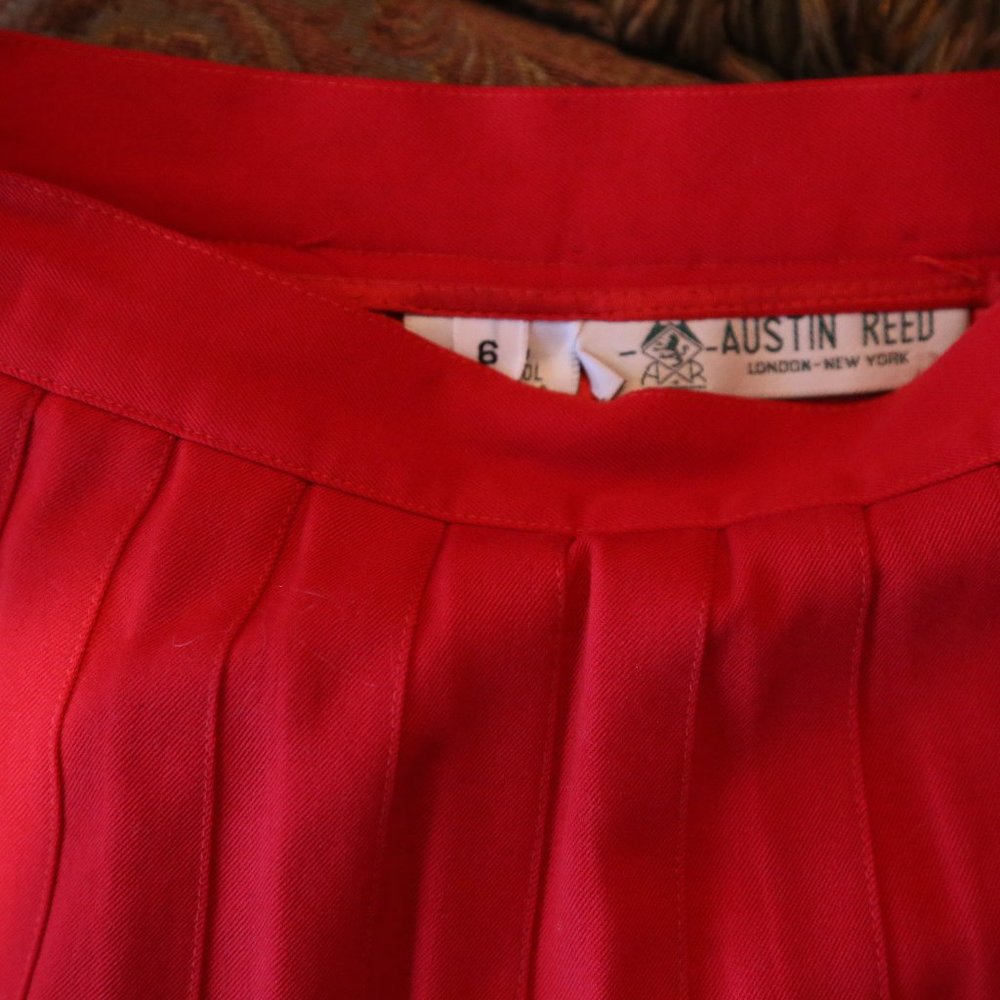 Vintage Women's Wool Pleated Long Skirts - Red Size 6